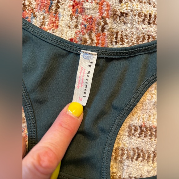 Free People Movement Stay Cool Army Green Racer Back Sports Bra Large - Picture 7 of 8